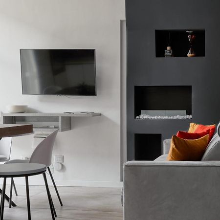 Ideal Rent - Farini 74 Mediolan Zewnętrze zdjęcie